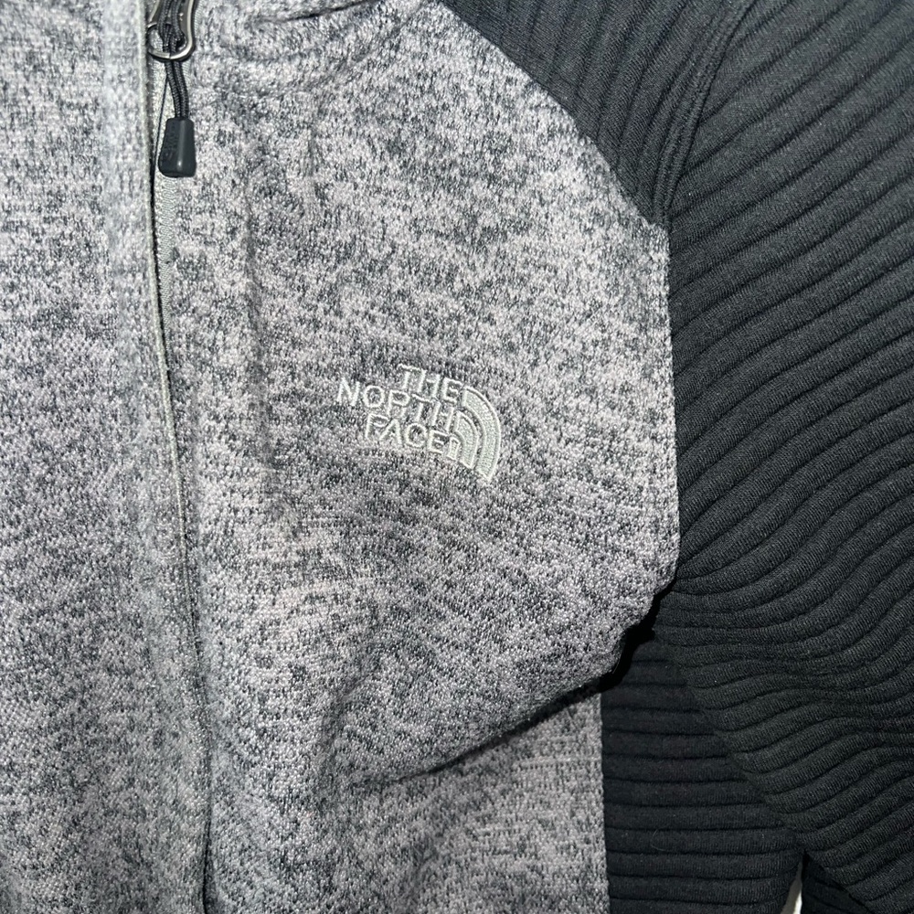 The north face adjustable, drawstring, hooded jacket – fleece lined - Picture 2 of 5
